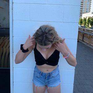 Meet your Posher, Sydney